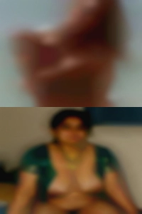 Cresting woman want to naked woman.
